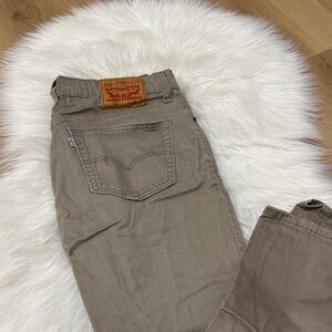 Levi's 541 Men's Beige Relaxed-Fit Jeans